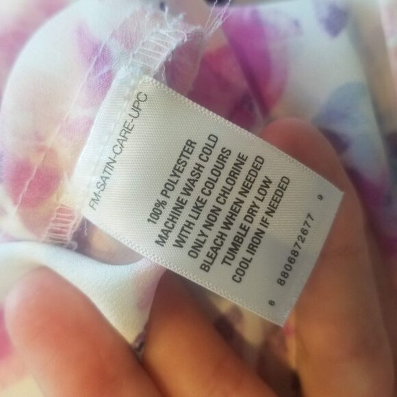 GNW Great Northwest Watercolor Pastel Floral Sleeveless v-neck Blouse Flowy - Picture 7 of 7